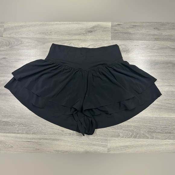 aerie Black Shorts - Picture 3 of 5